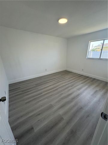 1806 SE 15th PL, Cape Coral, FL 33990