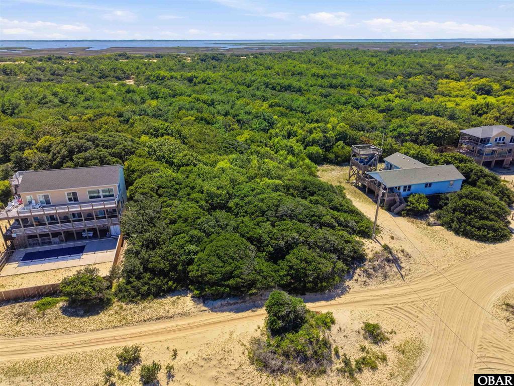 Image 2 of property listing at 1612 Ocean Pearl Road Lot 3, Corolla, NC 27927