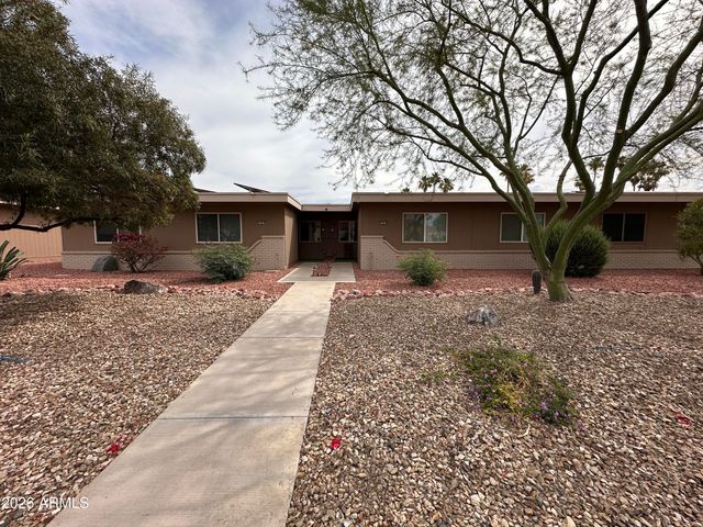 13813 N THUNDERBIRD Boulevard, Sun City, AZ 85351