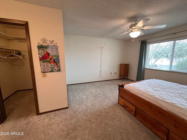13813 N THUNDERBIRD Boulevard, Sun City, AZ 85351