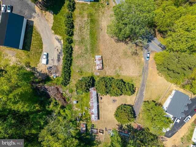 735 CLAGGETT RD, Sunderland, MD 20689