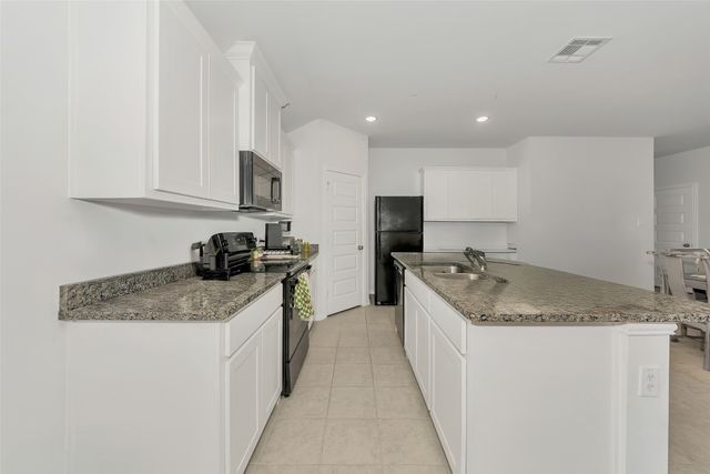 2213 Pacific Avenue, Anna, TX 75409