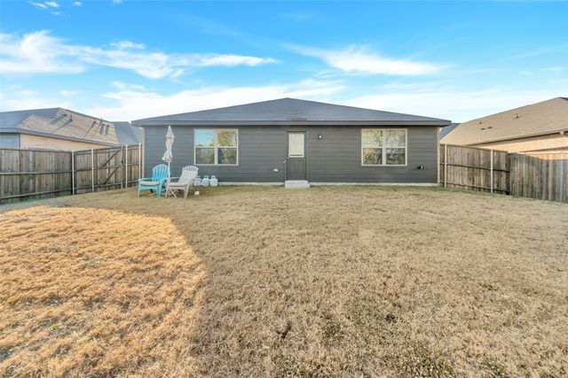 2213 Pacific Avenue, Anna, TX 75409