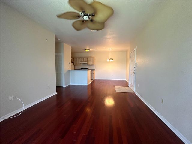 5807 LEGACY CRESCENT PLACE 203, Riverview, FL 33578