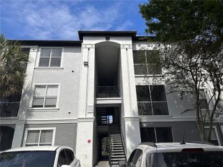 5807 LEGACY CRESCENT PLACE 203, Riverview, FL 33578