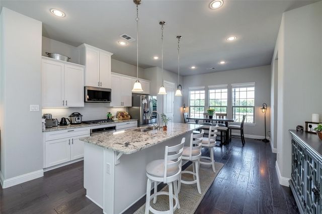 2421 Springhill Avenue, Flower Mound, TX 75028