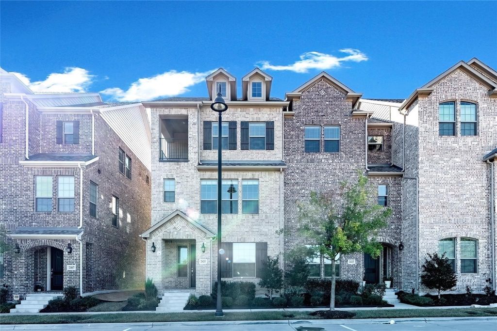 2421 Springhill Avenue, Flower Mound, TX 75028