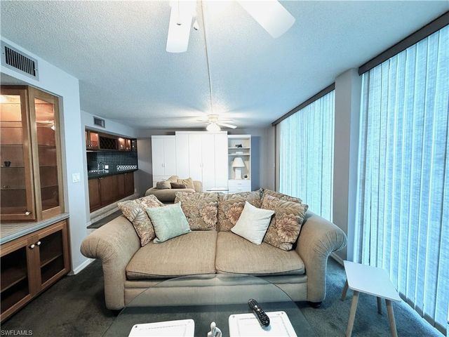 3490 N Key DR 217, North Fort Myers, FL 33903