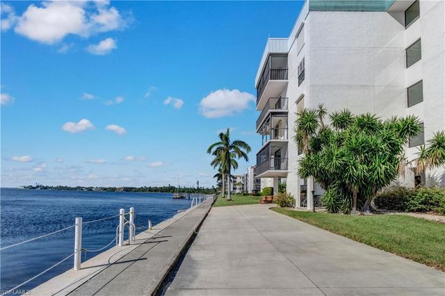 3490 N Key DR 217, North Fort Myers, FL 33903