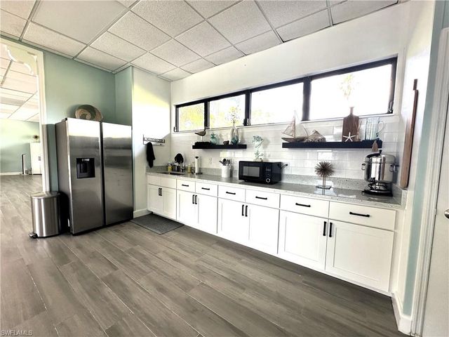 3490 N Key DR 217, North Fort Myers, FL 33903