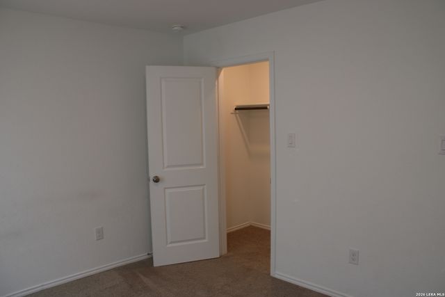 124 HORSESHOE TRL, Pleasanton, TX 78064