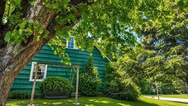 101 Litton Heights, Scott Depot, WV 25560