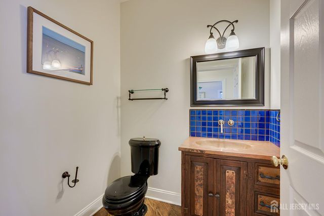 71 Spring Street, Metuchen, NJ 08840