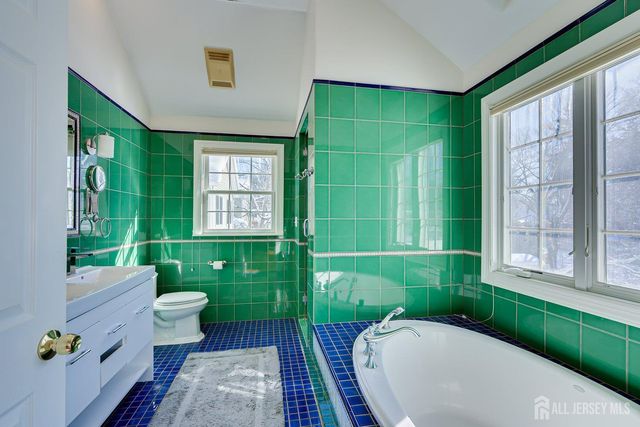 71 Spring Street, Metuchen, NJ 08840