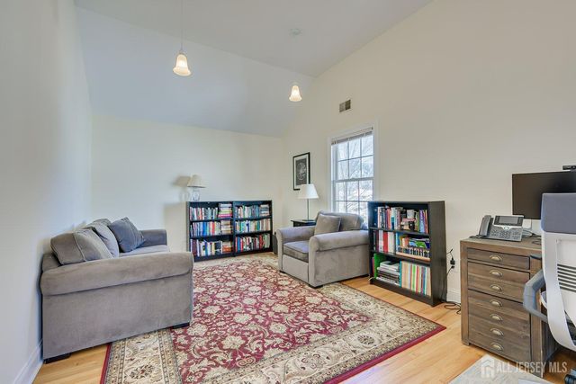 71 Spring Street, Metuchen, NJ 08840