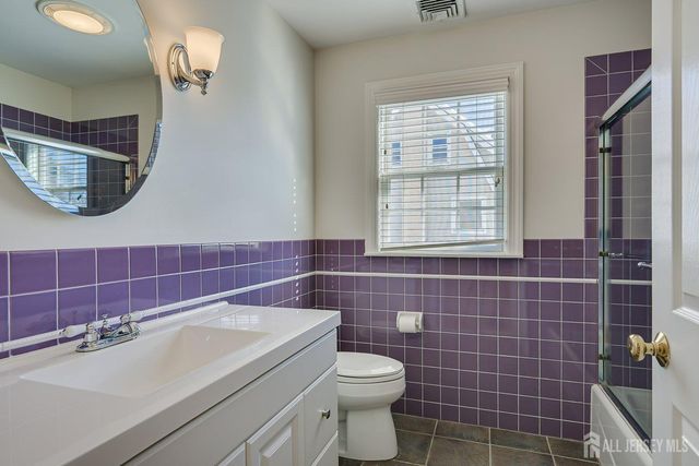 71 Spring Street, Metuchen, NJ 08840