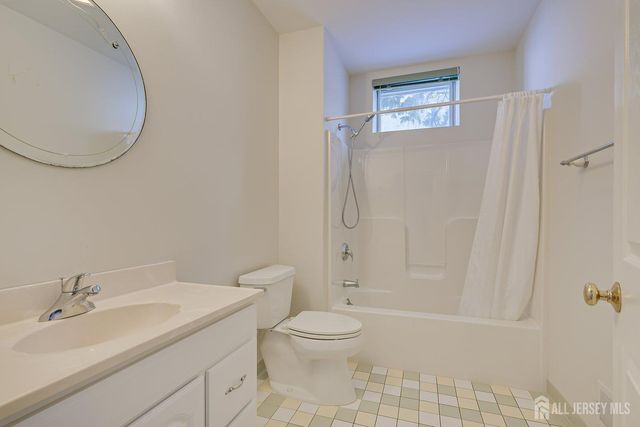 71 Spring Street, Metuchen, NJ 08840