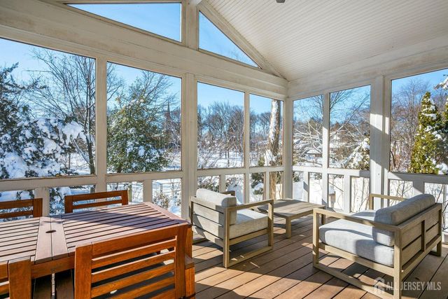 71 Spring Street, Metuchen, NJ 08840