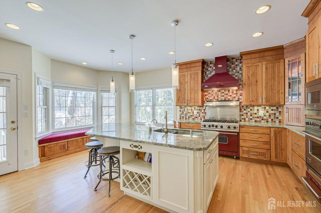 71 Spring Street, Metuchen, NJ 08840