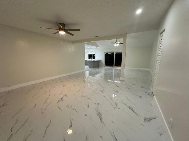 2110 NW 109th Avenue, Sunrise, FL 33322