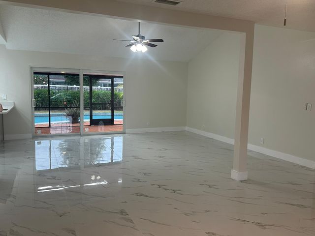 2110 NW 109th Avenue, Sunrise, FL 33322