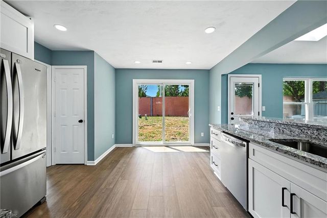 2205 Fort Belvoir DR, Virginia Beach, VA 23464