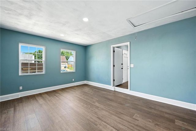 2205 Fort Belvoir DR, Virginia Beach, VA 23464