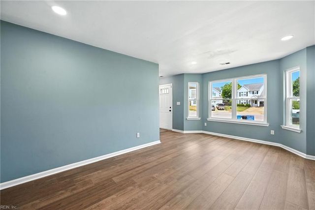 2205 Fort Belvoir DR, Virginia Beach, VA 23464