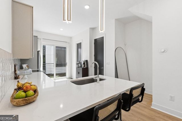 2199 Lenox Road NE 12, Atlanta, GA 30324
