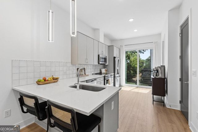 2199 Lenox Road NE 12, Atlanta, GA 30324