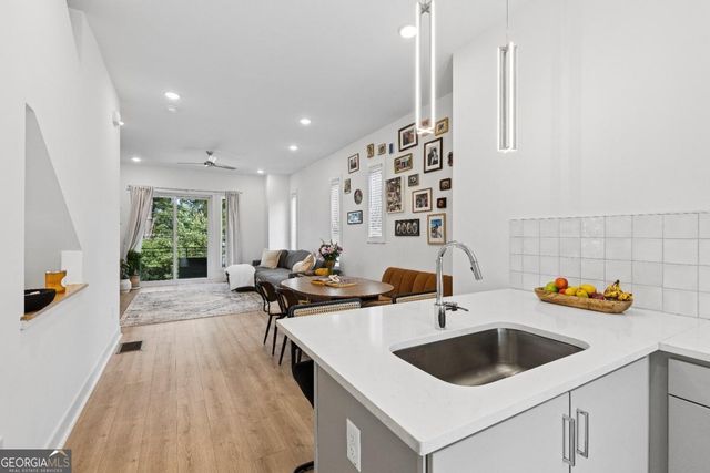 2199 Lenox Road NE 12, Atlanta, GA 30324