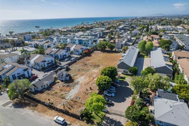 318 Juniper Avenue 15, Carlsbad, CA 92008