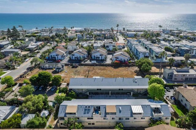 318 Juniper Avenue 15, Carlsbad, CA 92008