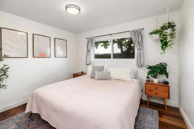 318 Juniper Avenue 15, Carlsbad, CA 92008