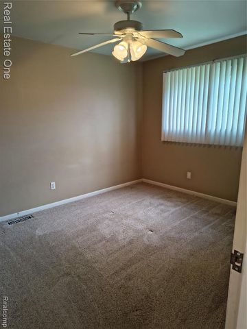 30866 Middlebury Street, Westland, MI 48186