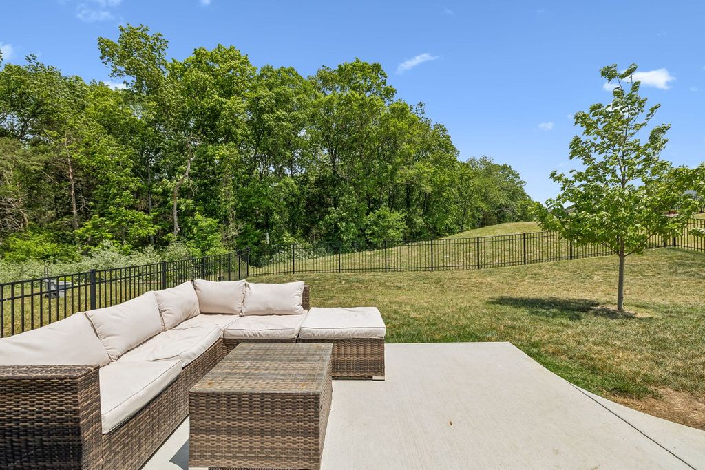 1414 Alabaster Ln, Lebanon, TN 37090
