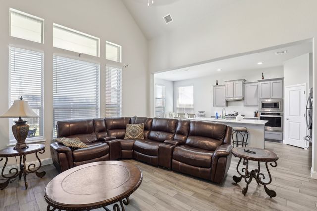 3651 Rainwater Trail, Grand Prairie, TX 76065