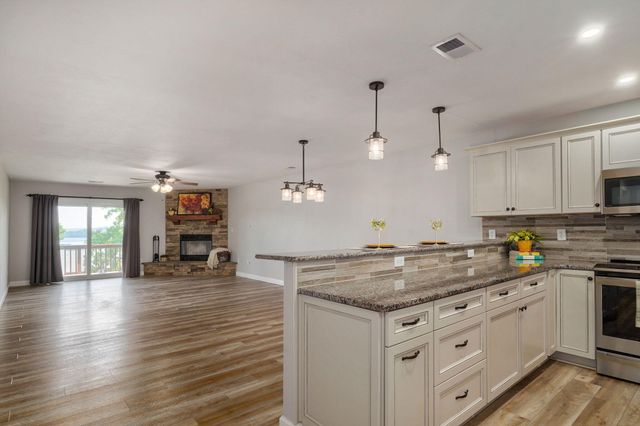 91 Port Drive 3, Kimberling City, MO 65686