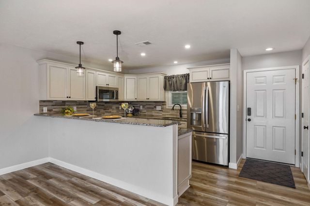91 Port Drive 3, Kimberling City, MO 65686