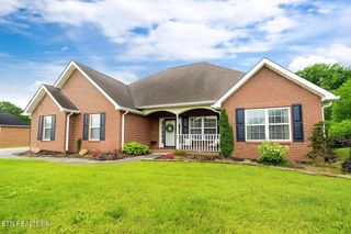 1625 Linden Hall Drive, Alcoa, TN 37701