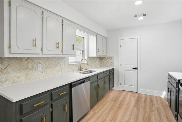 1203 W Avenue F, Garland, TX 75040