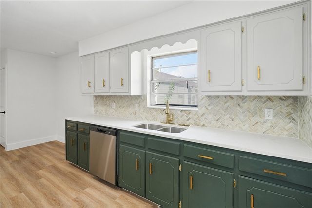 1203 W Avenue F, Garland, TX 75040