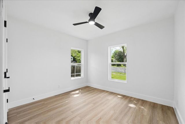 1203 W Avenue F, Garland, TX 75040