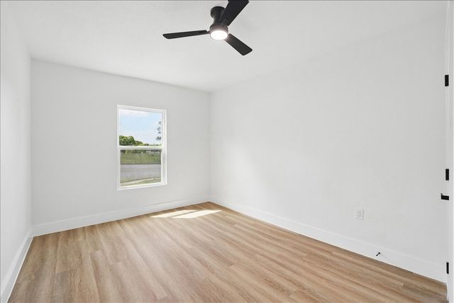 1203 W Avenue F, Garland, TX 75040