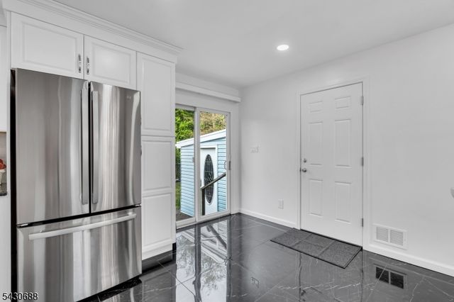 15 Judith Pl, Wayne Twp., NJ 07470