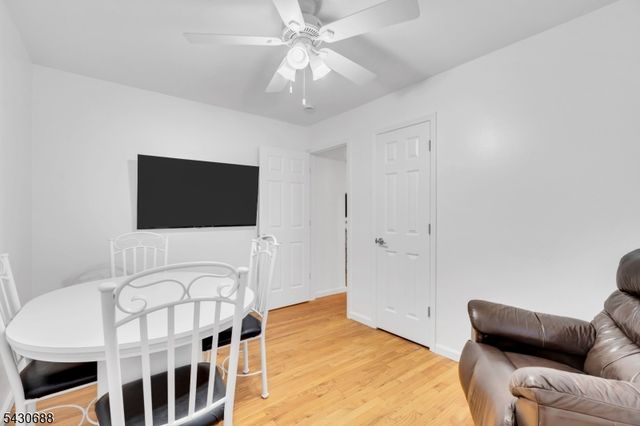 15 Judith Pl, Wayne Twp., NJ 07470
