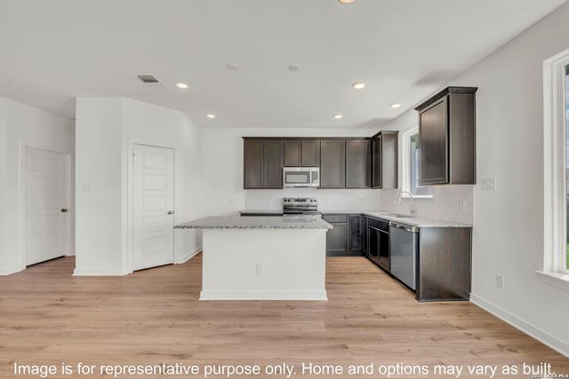 416 Honeydew Way, Seguin, TX 78155