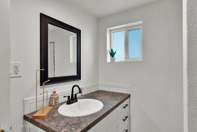 1140 N 5th ST, Coeur D'alene, ID 83814