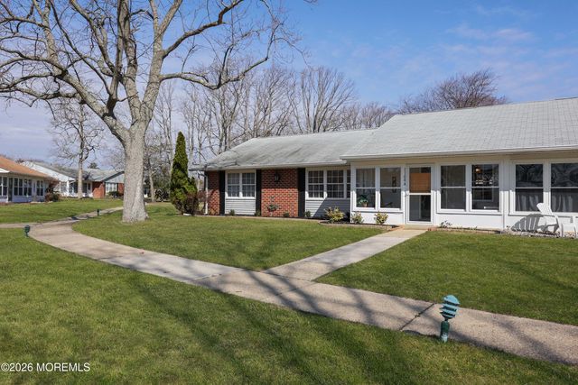 1108A Argyll Circle, Lakewood, NJ 08701