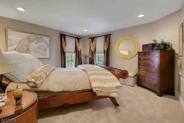 18 Mackenzie Ln, Denville Twp., NJ 07834